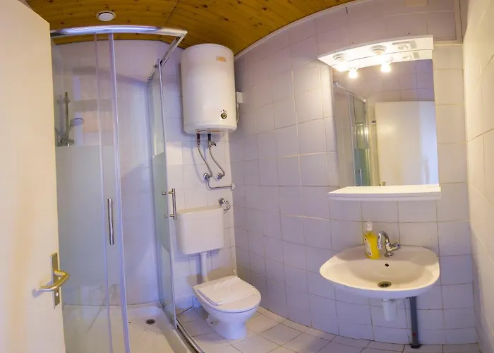 Viscovery Apartments 3* Rukavac (Vis)