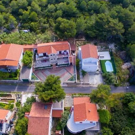 Viscovery Apartments krevet i doručak Rukavac (Vis)