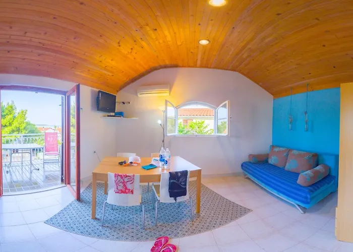 فندق مبيت وإفطار Viscovery Apartments 3*